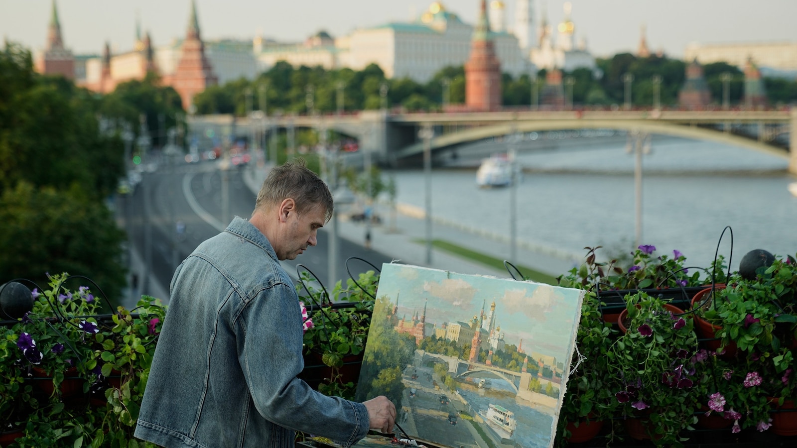 Ukrainian Drone Barrage On Moscow Prompts Zelenskyy's Demand For Putin Accountability