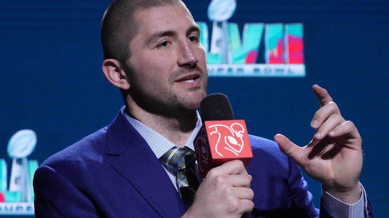 Union Overhaul: J.C. Tretter's Departure Shakes Up The NFLPA Union Overhaul: J.C. Tretter's Departure Shakes Up The NFLPA