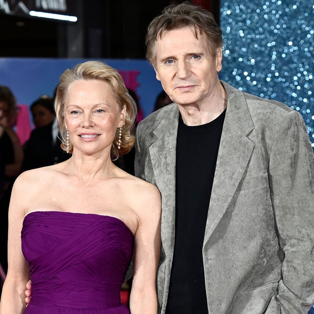 Unseen Photo: Pamela Anderson Kisses Liam Neeson On The Naked Gun Red Carpet